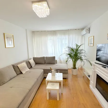 Aviatiei -mall Promenada-semineu -self Check-in&out