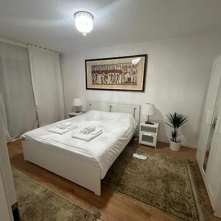 Aviatiei -mall Promenada-semineu בוקרשט