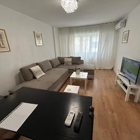 Aviatiei -mall Promenada-fireplace -self Check In,floor 3 Apartmán *