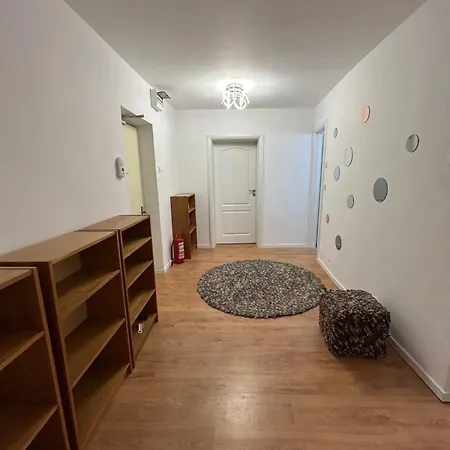 Aviatiei -mall Promenada-semineu בוקרשט