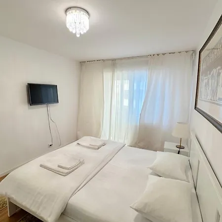 Apartament Aviatiei -mall Promenada-fireplace -self Check In,floor 3