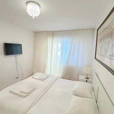 Aviatiei -mall Promenada-fireplace -self Check In,floor 3 Apartmán *