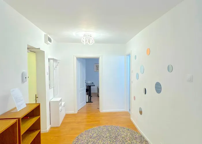 Aviatiei -mall Promenada-semineu -self Check-in And Out Apartment