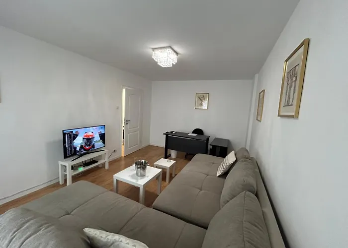 Aviatiei -mall Promenada-semineu -self Check-in And Out