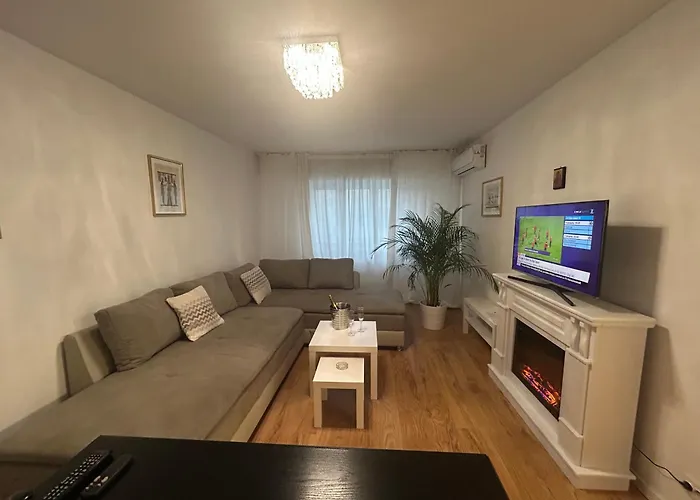 Aviatiei -mall Promenada-semineu Apartament Bucureşti